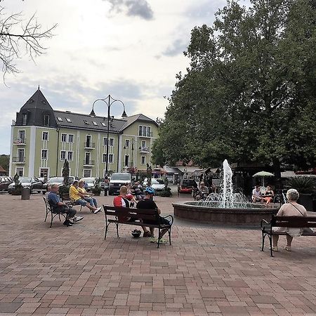 Tulipan Apartman Balatonalmádi Exterior foto